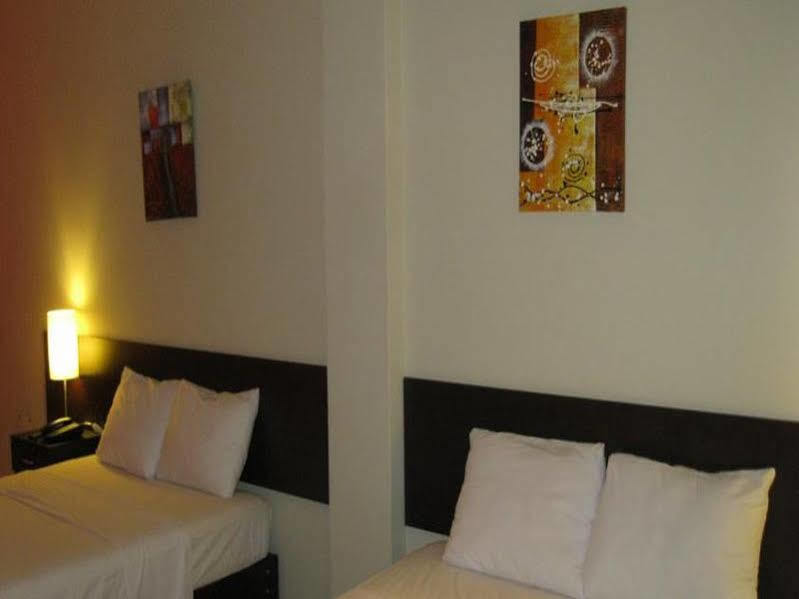 Hotel Fatima Inn Tarapoto Kültér fotó