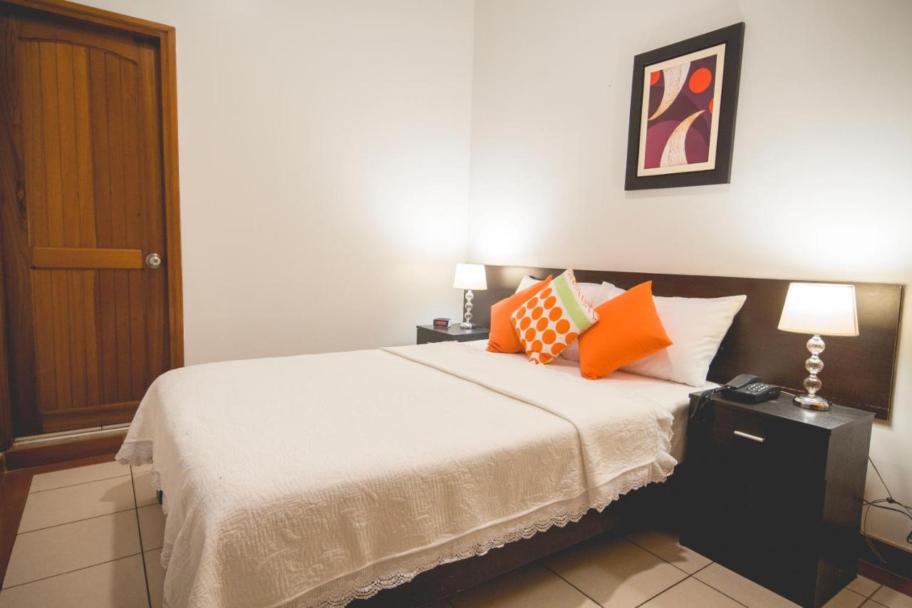 Hotel Fatima Inn Tarapoto Kültér fotó
