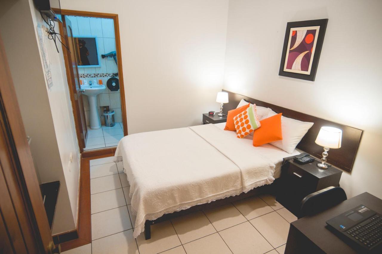 Hotel Fatima Inn Tarapoto Kültér fotó